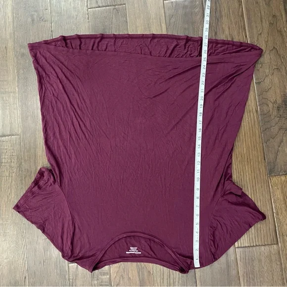 Amazon Essentials T-Shirt - Picture 8 of 11